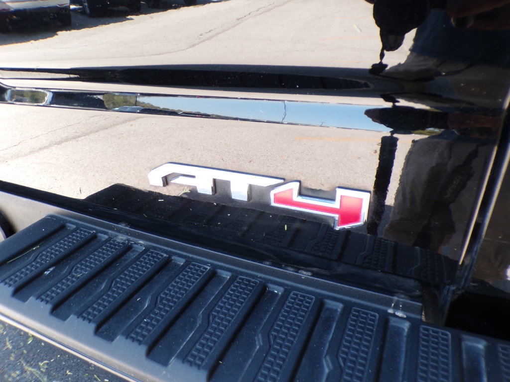 Used 2022 GMC Sierra 1500 AT4 w/ AT4 Preferred Package AWD/4WD image 18