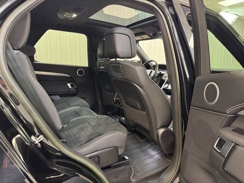Used 2023 Land Rover Discovery S R-Dynamic AWD/4WD image 29