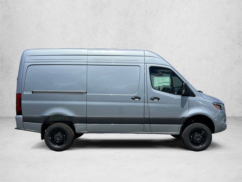 New 2026 Mercedes-Benz Sprinter 2500 image 4
