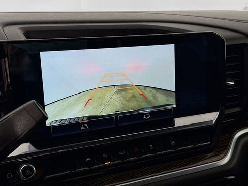 Used 2022 GMC Sierra 1500 SLE image 15