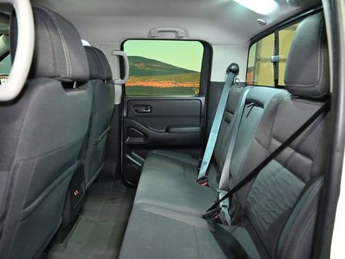 Used 2022 Nissan Frontier SV w/ Technology Package image 55