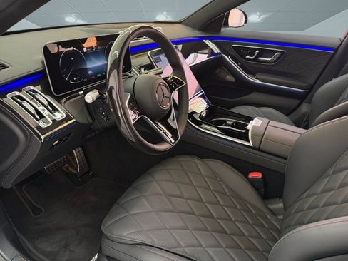 New 2026 Mercedes-Benz S 580e 4MATIC Sedan image 3