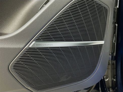 New 2026 Audi Q8 Premium Plus image 21