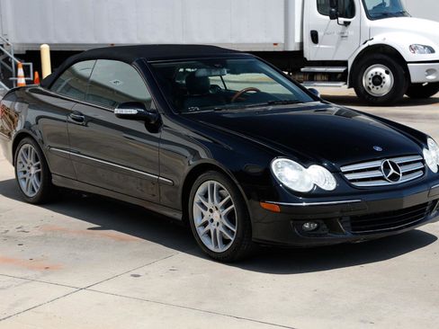 Used 2009 Mercedes-Benz CLK 350 Cabriolet image 14