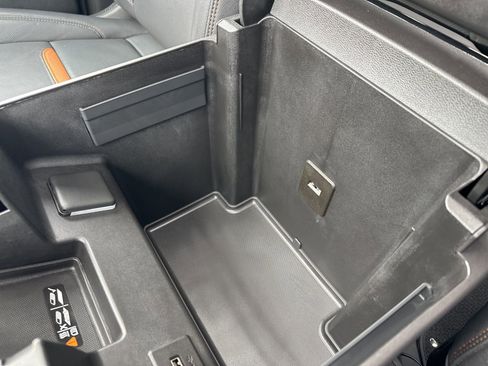 Used 2024 GMC Sierra 1500 AT4 w/ Technology Package image 65