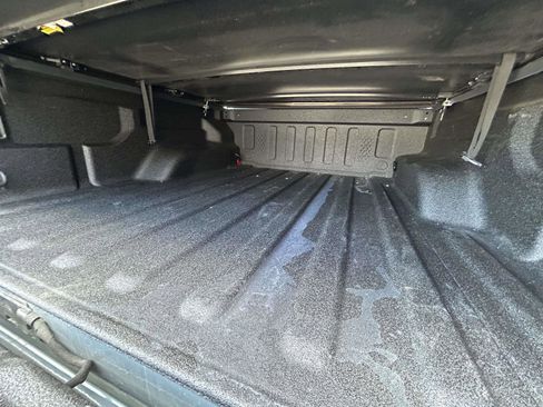 Used 2024 Jeep Gladiator Sport image 15