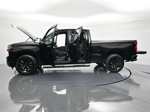 Certified 2021 Chevrolet Silverado 1500 Custom RWD image 46