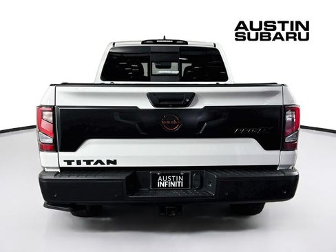 Used 2024 Nissan Titan PRO-4X w/ Pro-4x Convenience Package AWD/4WD image 6