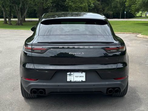 Used 2023 Porsche Cayenne S Platinum AWD/4WD image 5