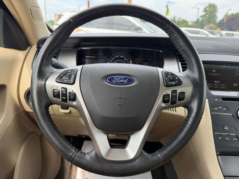 Used 2015 Ford Taurus SEL w/ Equipment Group 201A AWD/4WD image 19