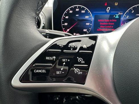 Used 2025 Mercedes-Benz C 300 4MATIC Sedan image 16