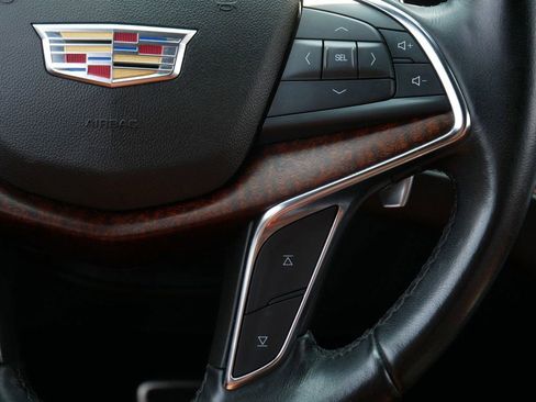 Used 2020 Cadillac XT5 Sportv w/ LPO, Floor Liner Package image 18