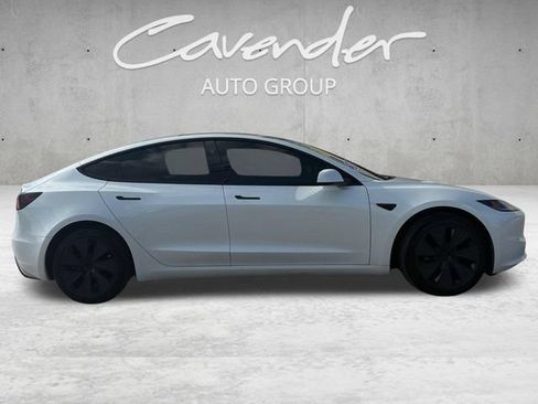 Used 2025 Tesla Model 3 RWD image 17