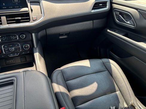 Used 2024 Chevrolet Tahoe LT AWD/4WD image 16
