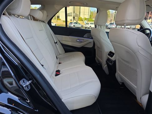Certified 2021 Mercedes-Benz GLE 450 4MATIC image 17