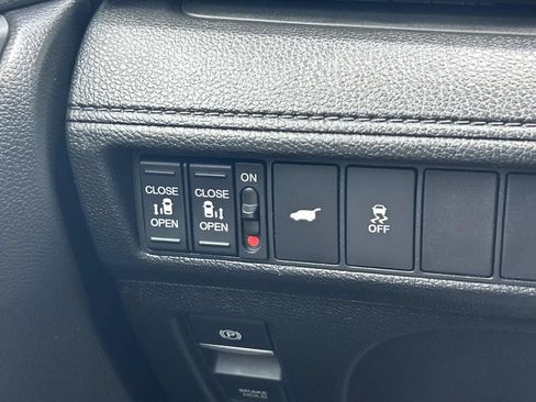 Used 2025 Honda Odyssey EX-L image 39