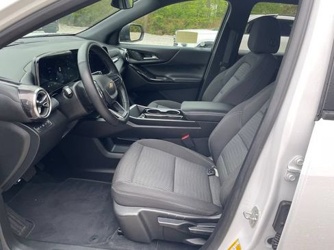 Certified 2025 Chevrolet Equinox LT AWD/4WD image 37