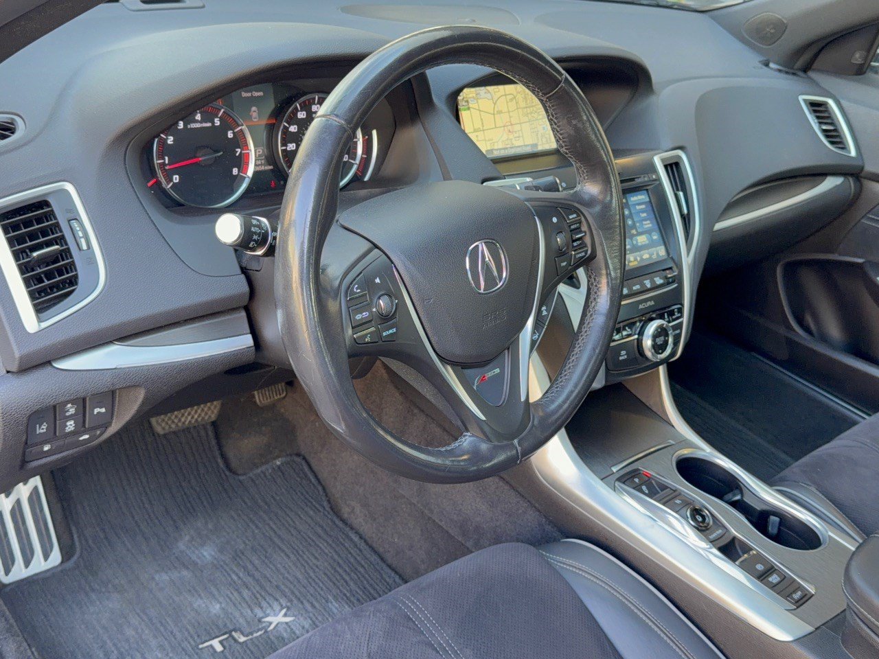 Used 2018 Acura TLX w/ Technology & A-SPEC Package AWD/4WD image 4