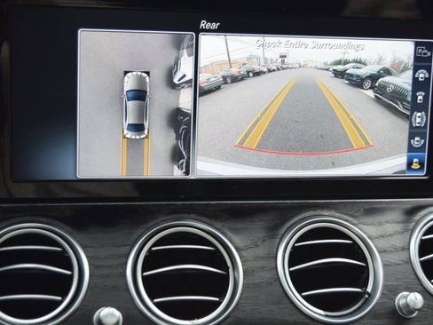 Used 2019 Mercedes-Benz E 300 4MATIC w/ Premium 1 Package image 39