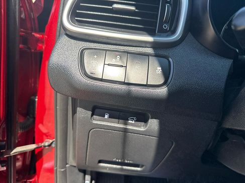 Used 2019 Kia Sorento EX w/ EX Touring Package AWD/4WD image 28
