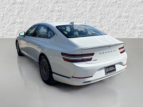 Used 2024 Genesis G80 image 43