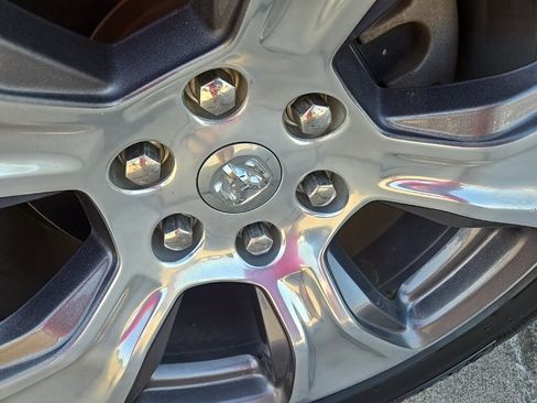 Used 2020 RAM 1500 Laramie image 37