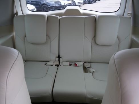 Used 2017 INFINITI QX80 4WD w/ Deluxe Technology Package image 33