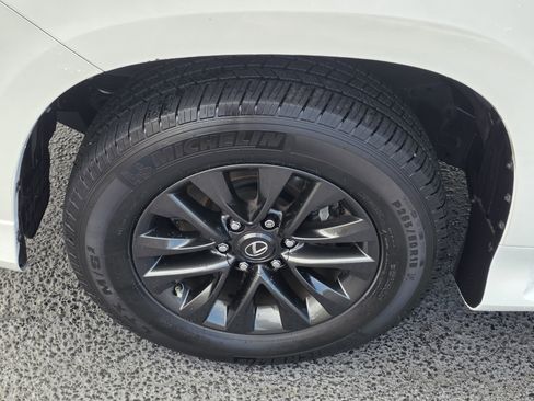 Certified 2020 Lexus GX 460 Premium w/ Premium Package image 10