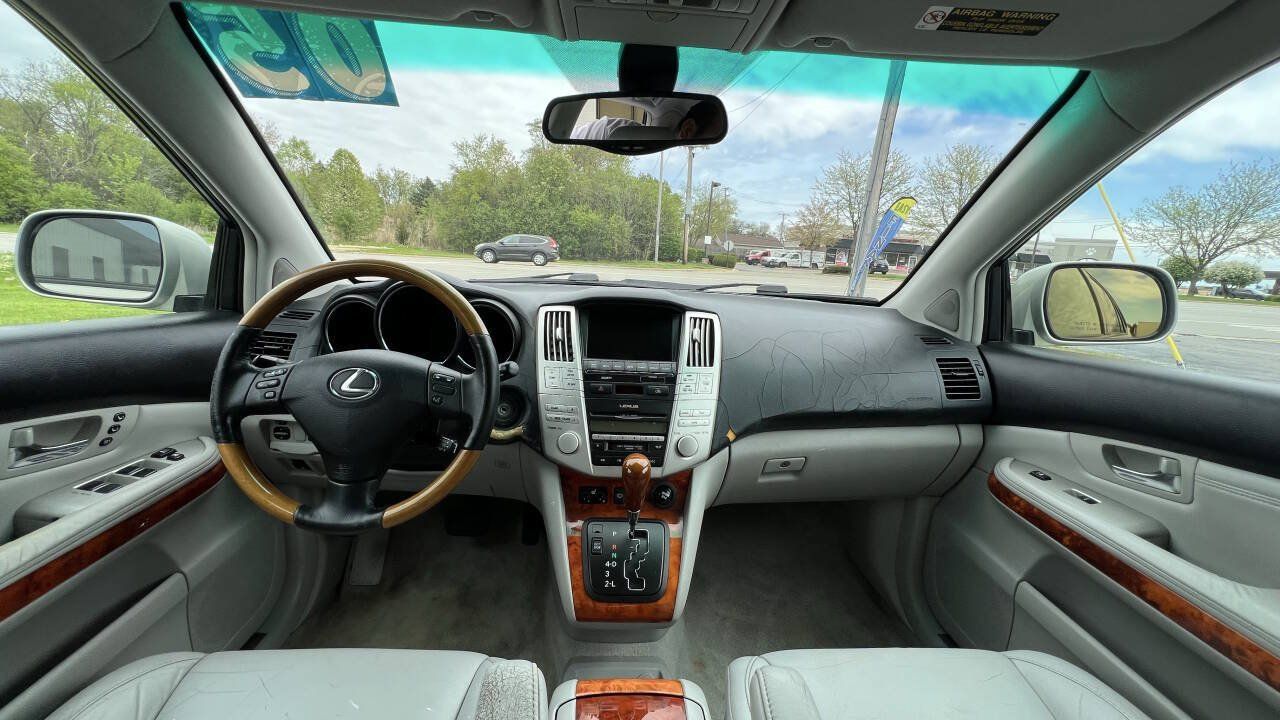 Used 2005 Lexus RX 330 AWD w/ Premium Plus Pkg image 14