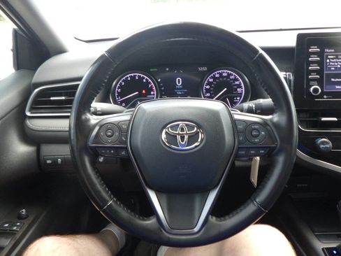 Used 2021 Toyota Camry SE w/ Cold Weather Package AWD/4WD image 23