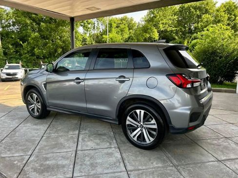 Used 2020 Mitsubishi Outlander Sport ES image 2