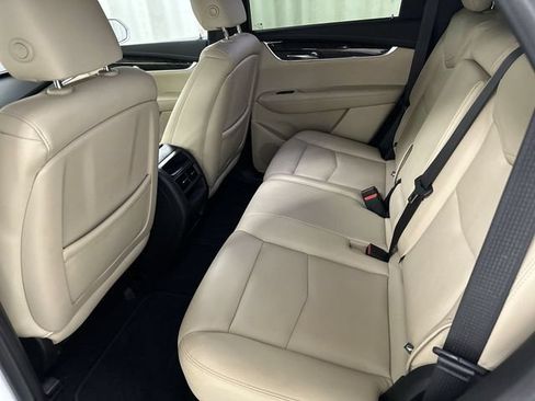Used 2019 Cadillac XT5 AWD image 15