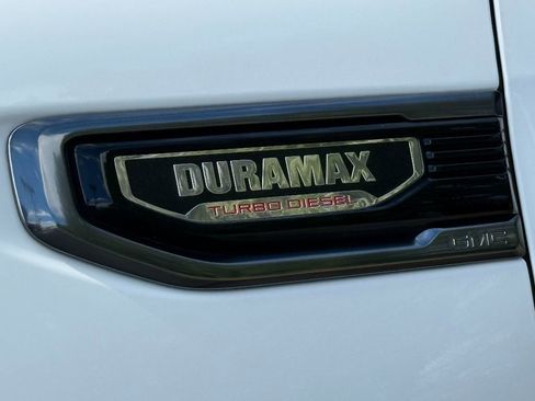 Used 2024 GMC Sierra 1500 AT4 w/ AT4 Premium Package image 4