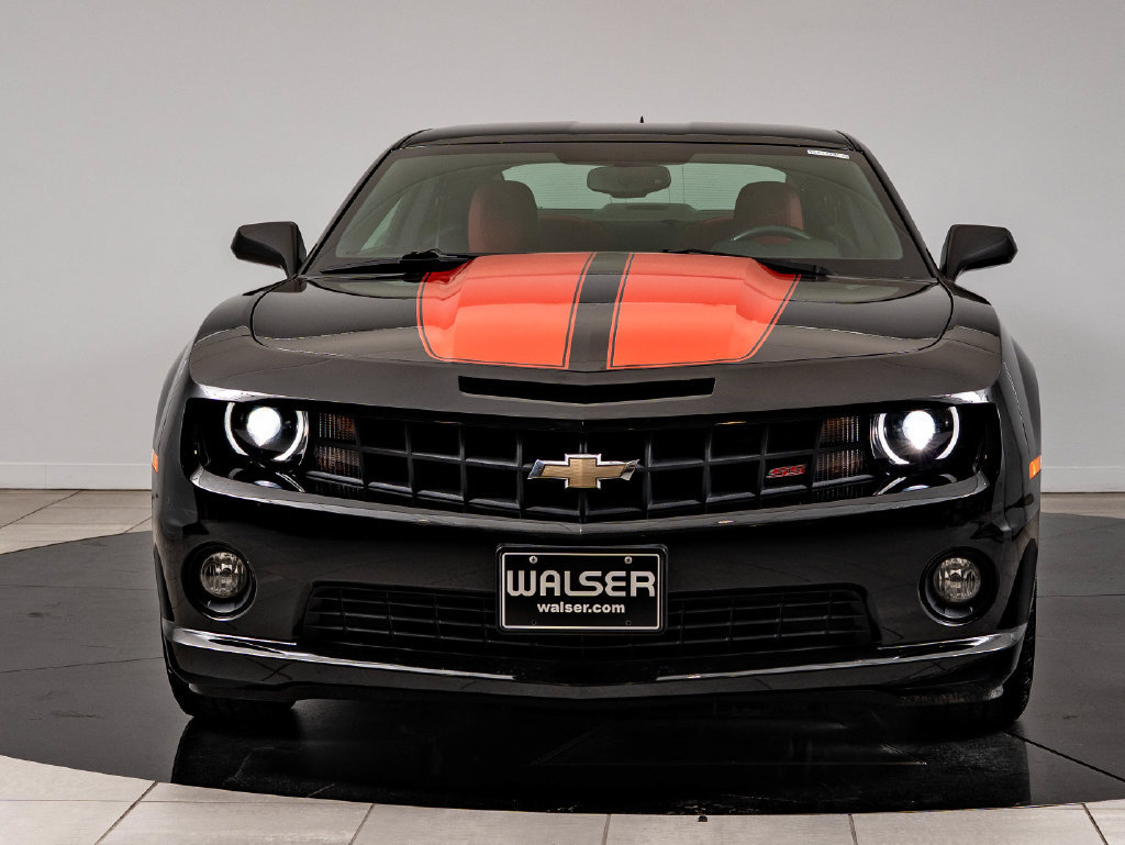 Used 2011 Chevrolet Camaro SS w/ RS Package RWD image 2