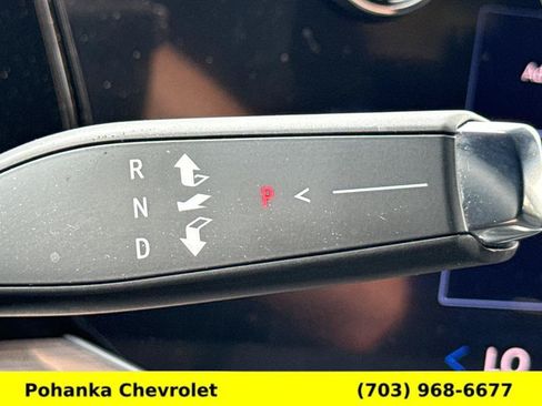 Used 2025 Chevrolet Suburban LT w/ Comfort Package AWD/4WD image 10