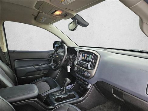 Used 2018 Chevrolet Colorado Z71 AWD/4WD image 8