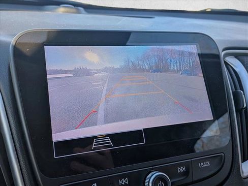 Used 2023 Chevrolet Malibu LT image 11