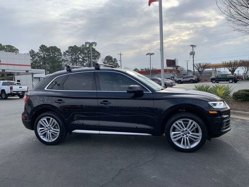 Used 2019 Audi Q5 2.0T Premium Plus w/ Premium Plus Package image 9