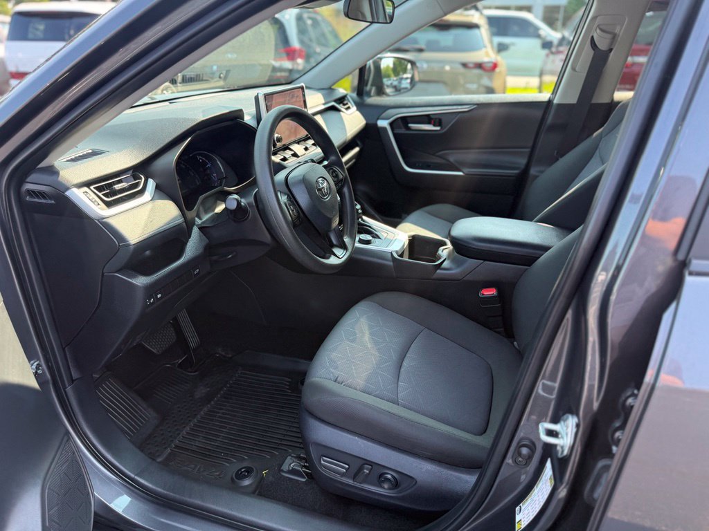 Certified 2024 Toyota RAV4 XLE w/ Convenience Package AWD/4WD image 15
