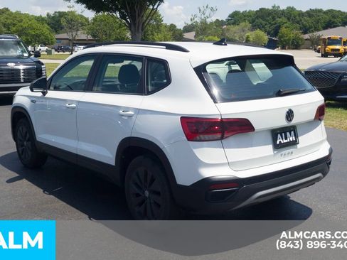 Used 2024 Volkswagen Taos S FWD image 9