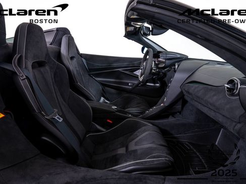 Used 2025 McLaren 750S Spider RWD image 20