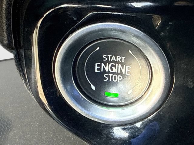Used 2025 GMC Sierra 1500 SLT AWD/4WD image 26