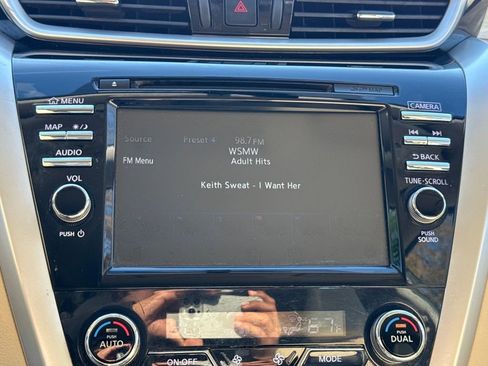 Used 2015 Nissan Murano Platinum w/ Cargo Package image 23