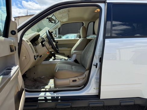 Used 2012 Ford Escape XLT image 12