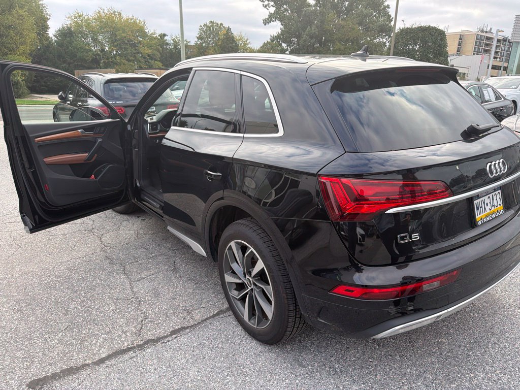 Used 2021 Audi Q5 2.0T Premium Plus w/ Premium Plus Package AWD/4WD image 4
