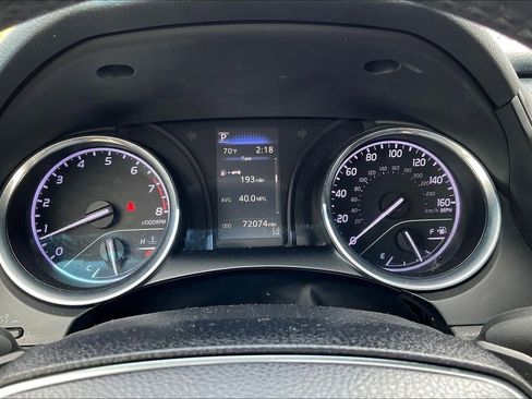 Used 2019 Toyota Camry SE FWD image 20