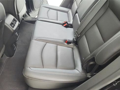 Used 2022 GMC Terrain SLT image 21