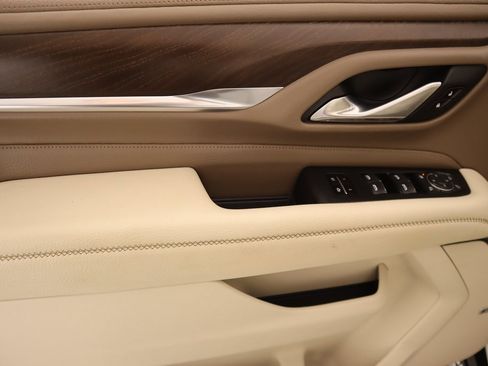 Used 2021 GMC Yukon XL Denali w/ Denali Ultimate Package image 18