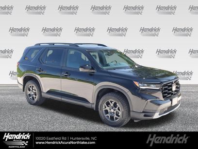 Used 2025 Honda Pilot TrailSport