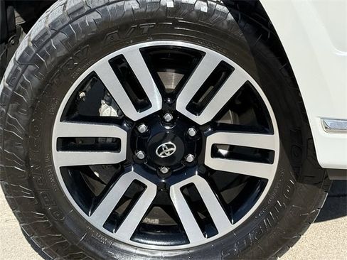 Used 2021 Toyota 4Runner Limited image 7